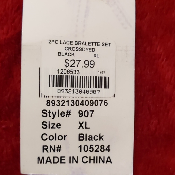 Women's 3 piece lace bralette set $10 - Picture 2 of 4